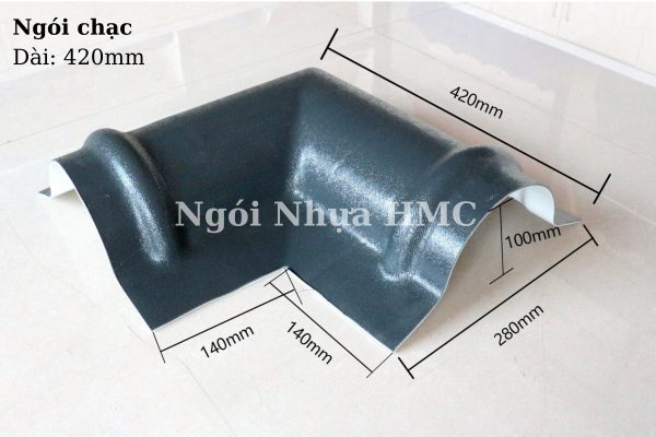 Hình 1: Mặt cắt đỉnh ngói chạc ngói nhựa pvc/asa