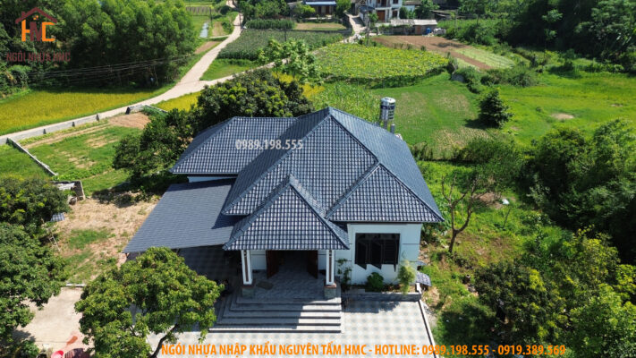nhà sử dụng ngói nhựa HMC