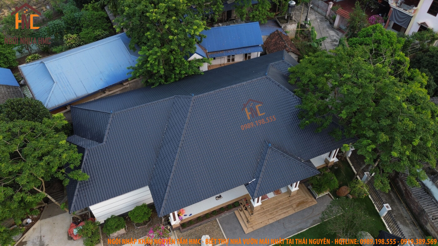 nhà sử dụng ngói nhựa HMC