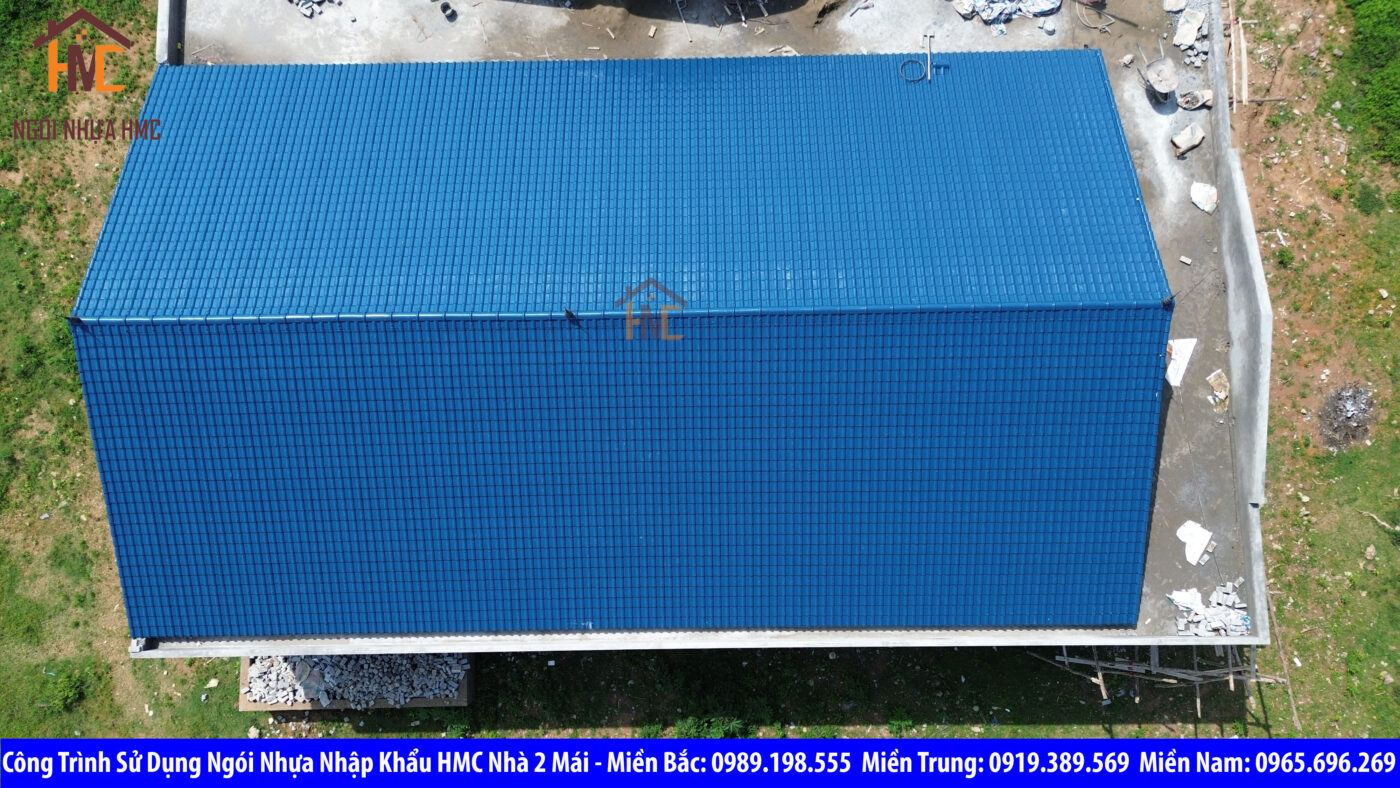 nhà sử dụng ngói nhựa HMC