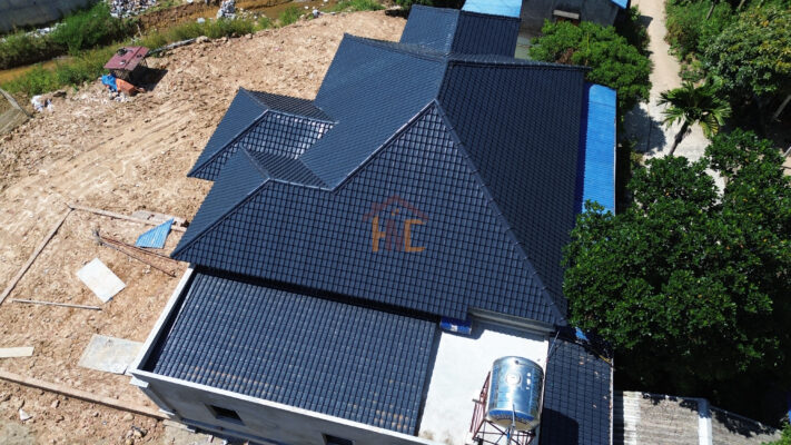 nhà sử dụng ngói nhựa HMC