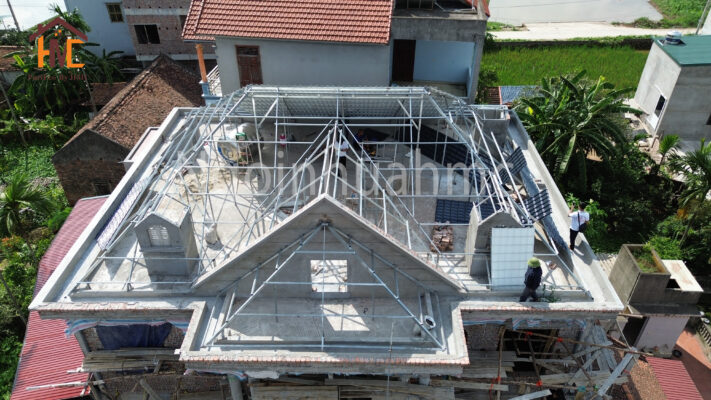 thi công đánh giá ngói nhựa