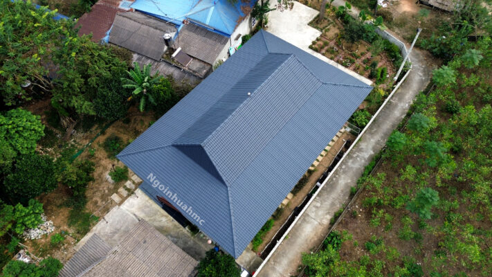 Nhà Sàn sử dụng ngói nhựa HMC