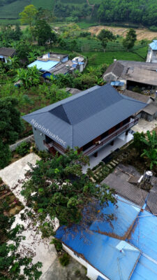 Nhà Sàn sử dụng ngói nhựa HMC